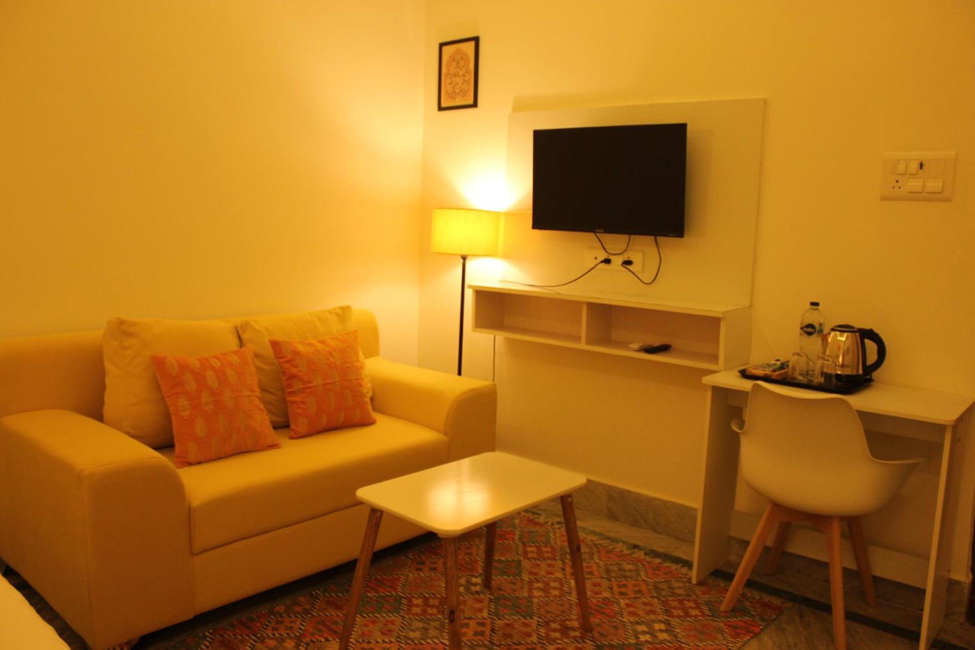 The Nandi International Boutique Homestay Varanasi Exterior photo